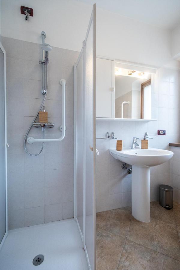 Marangon Apartments Sùtrio Dış mekan fotoğraf
