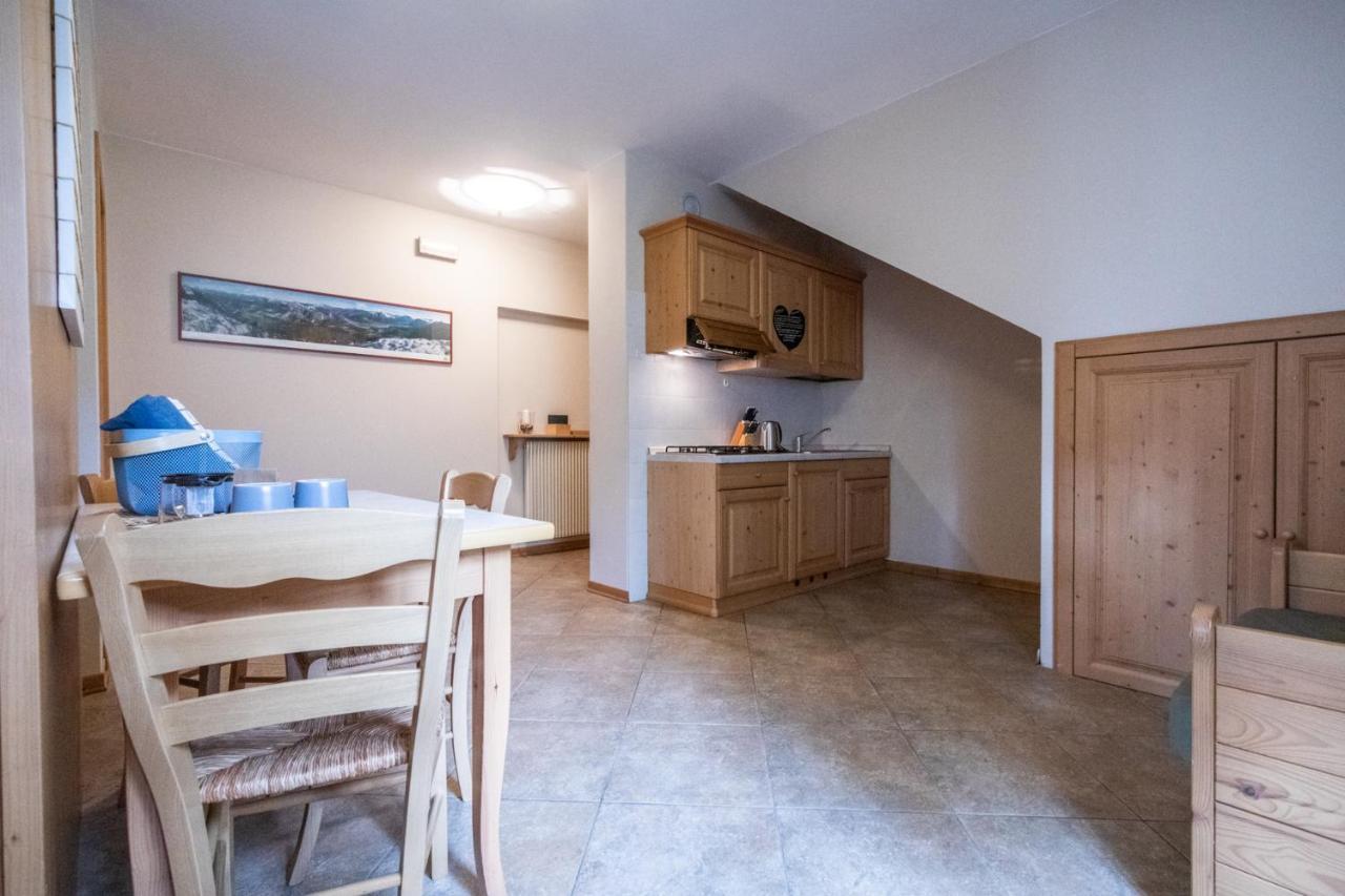 Marangon Apartments Sùtrio Dış mekan fotoğraf
